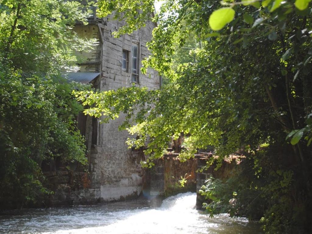 Au Pre Du Moulin Bed & Breakfast Clamanges Exterior photo