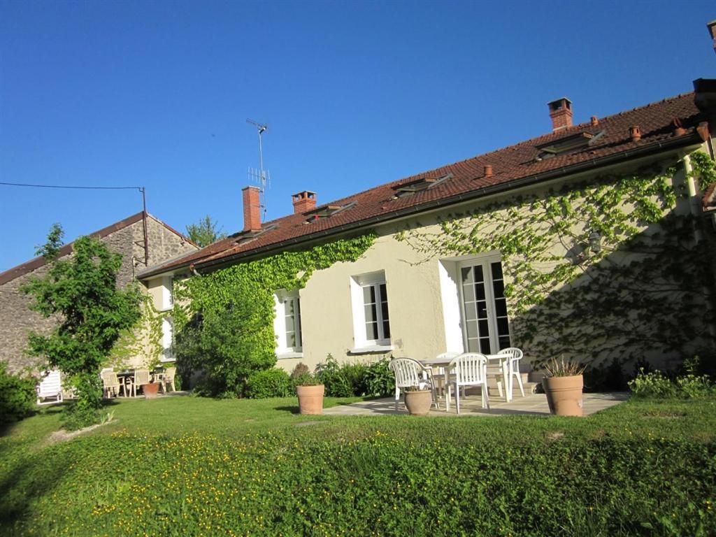 Au Pre Du Moulin Bed & Breakfast Clamanges Exterior photo